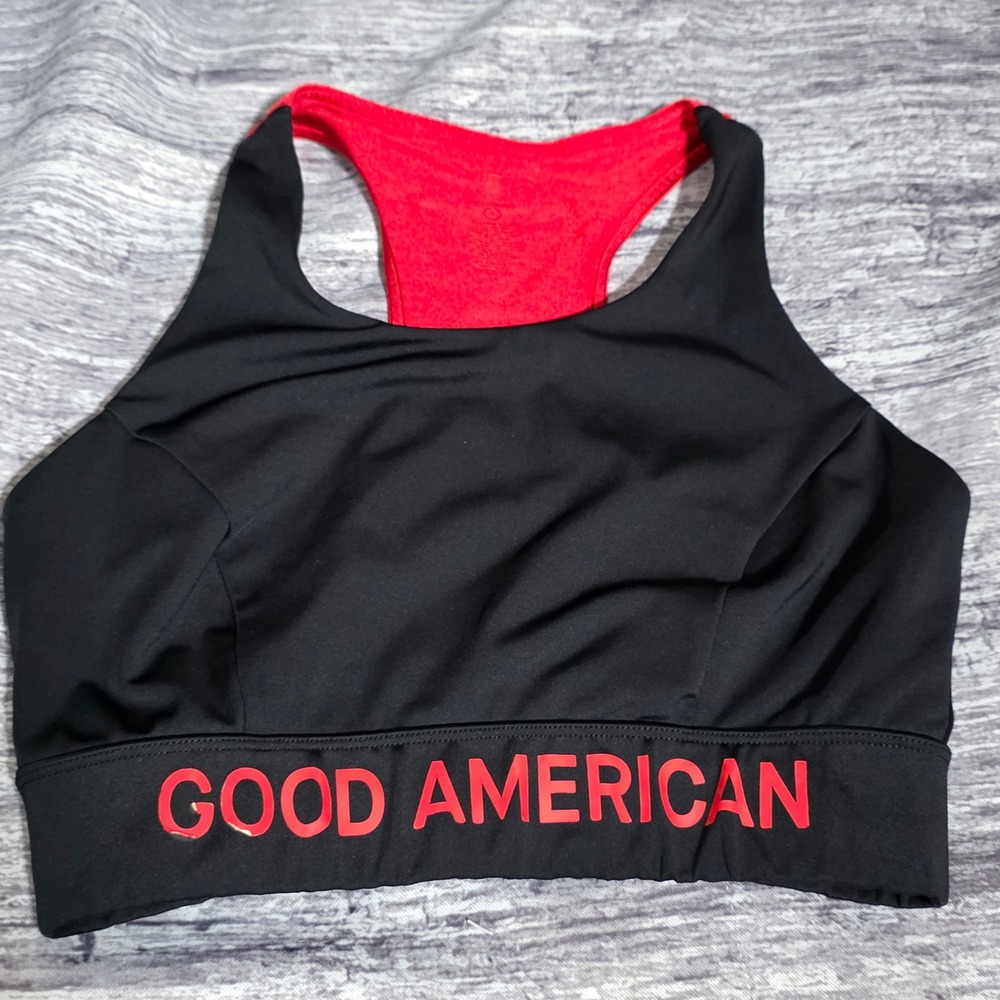 Good American Black Red Logo Sports Bra Racerback Activewear Size 1 (Small)‎